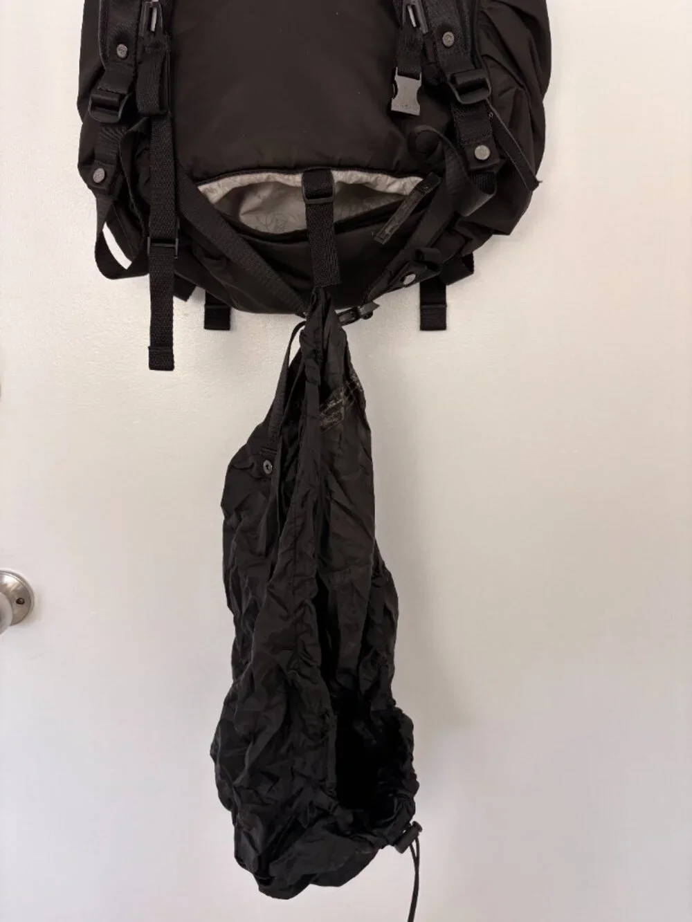 Lululemon Black Nylon Ruched Flap Backpack Multiple Pockets Retro 19